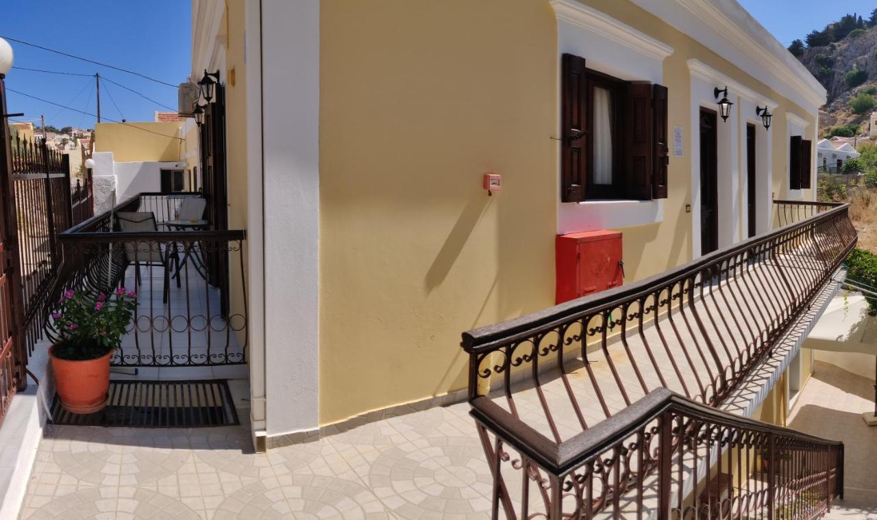 Nikos And Eva Studios Symi Exteriör bild