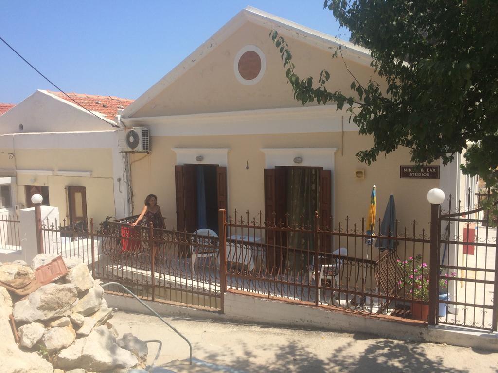 Nikos And Eva Studios Symi Exteriör bild