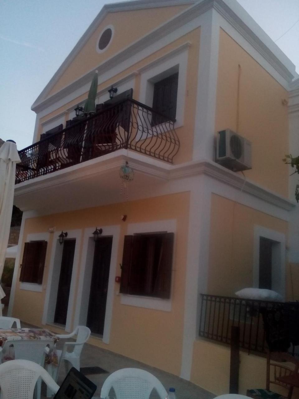 Nikos And Eva Studios Symi Exteriör bild