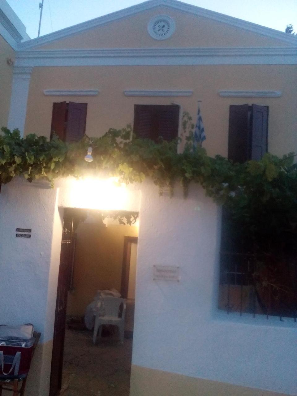 Nikos And Eva Studios Symi Exteriör bild