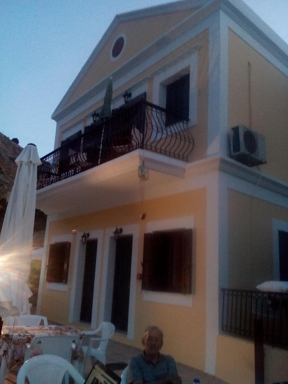 Nikos And Eva Studios Symi Exteriör bild